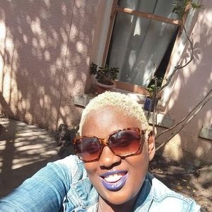 Meet your Posher, Sharina